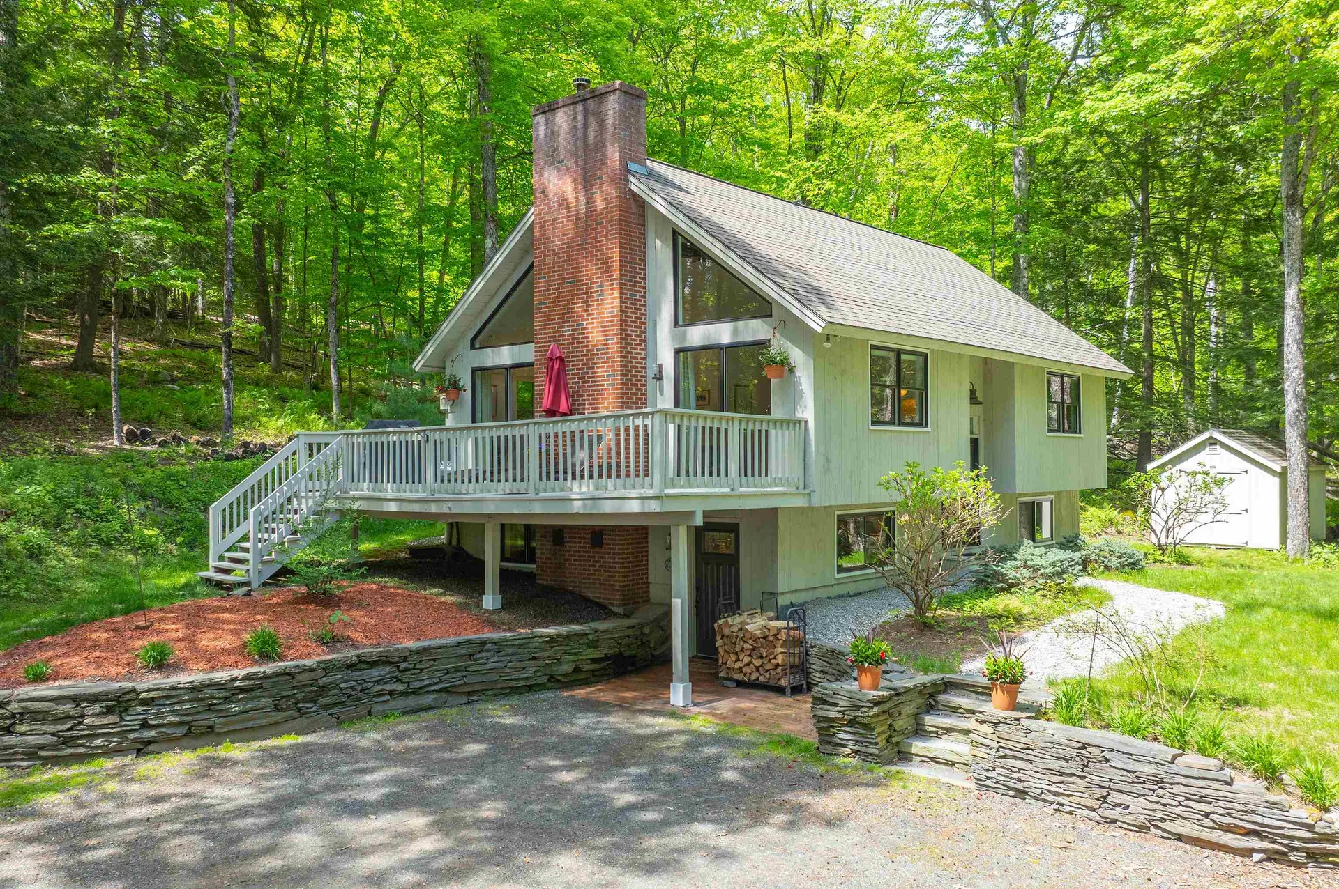 1196 Marsh Family Road Hartford VT 05059
