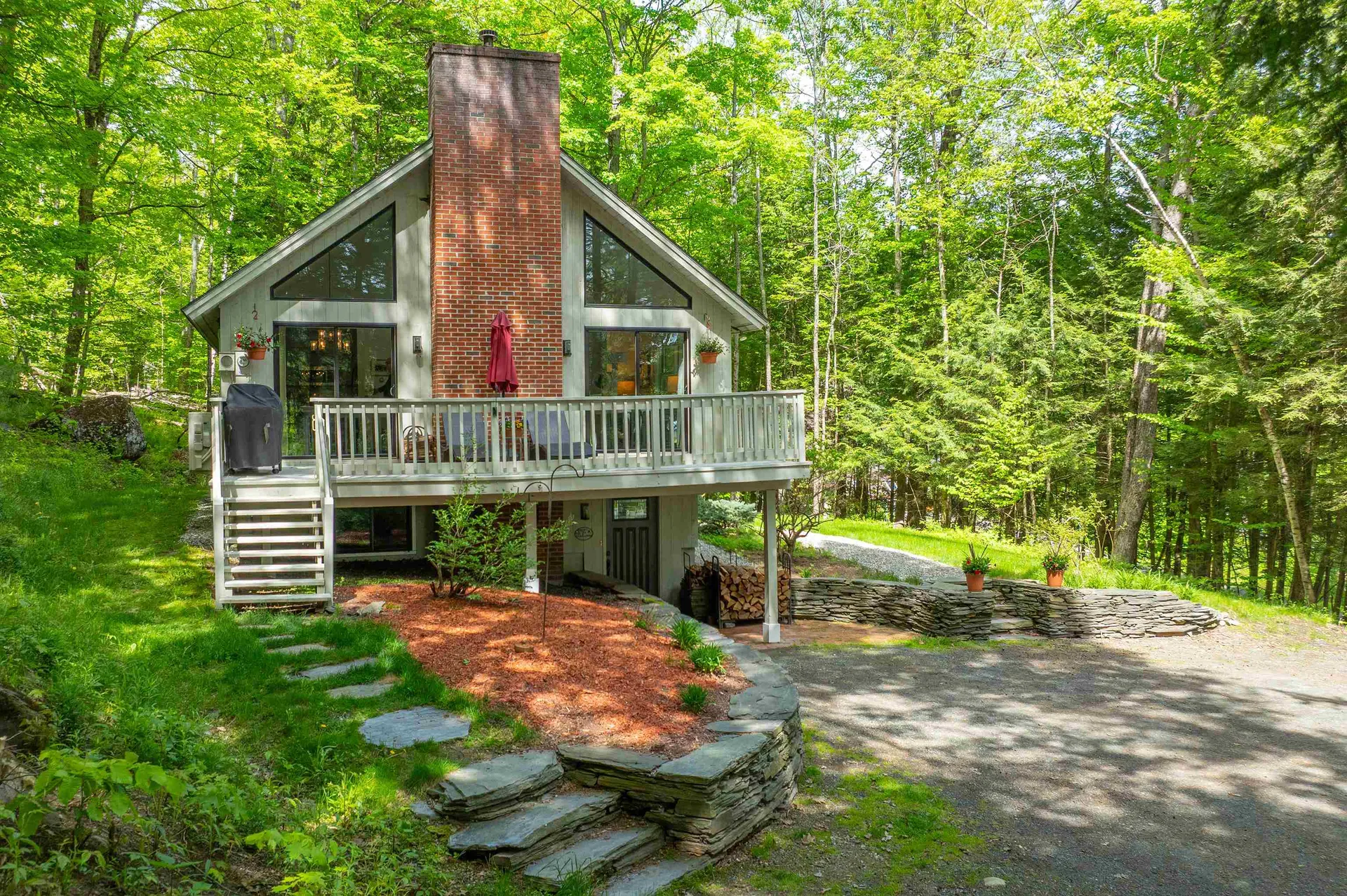 1196 Marsh Family Road Hartford VT 05059