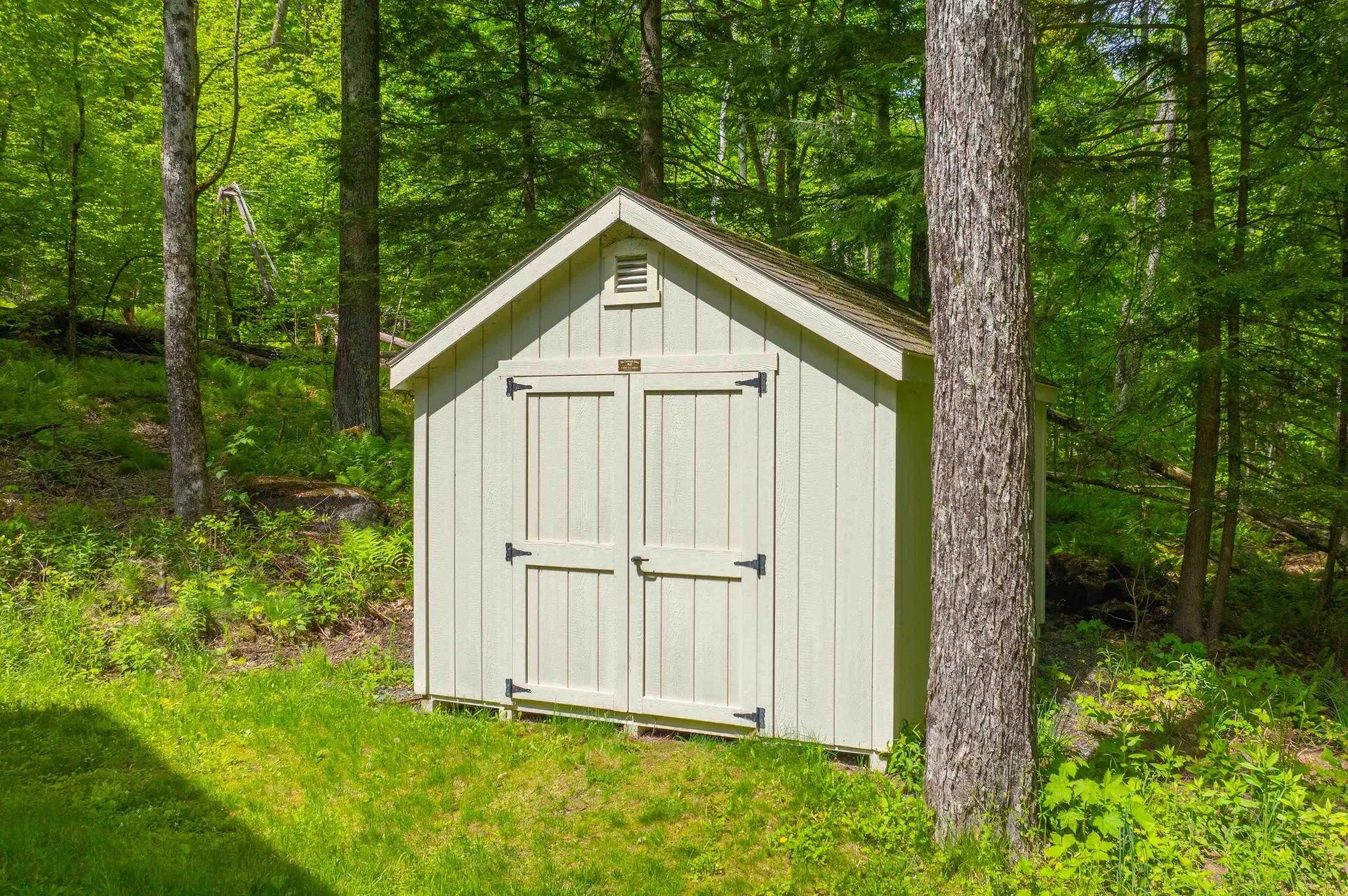 1196 Marsh Family Road Hartford VT 05059