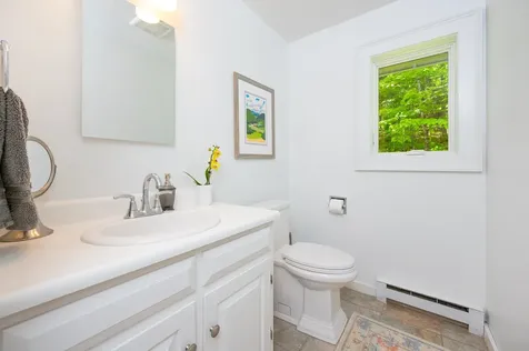 1196 Marsh Family Road Hartford VT 05059