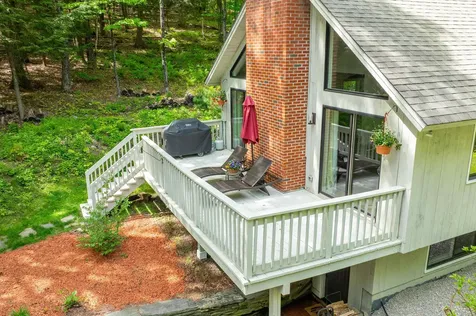 1196 Marsh Family Road Hartford VT 05059