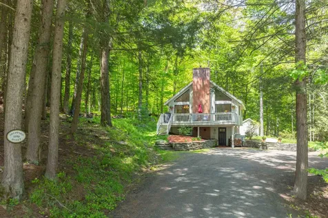 1196 Marsh Family Road Hartford VT 05059