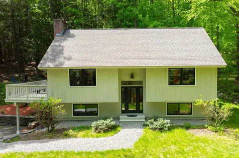 1196 Marsh Family Road Hartford VT 05059