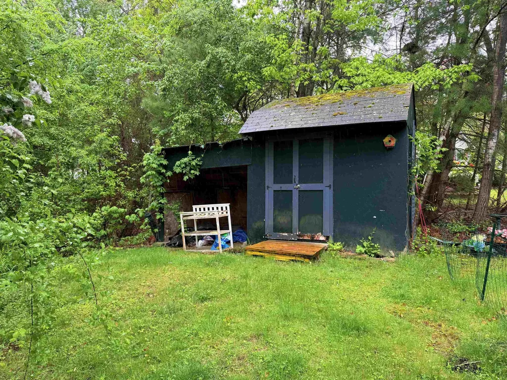 97 Fordway Extension Derry NH 03038