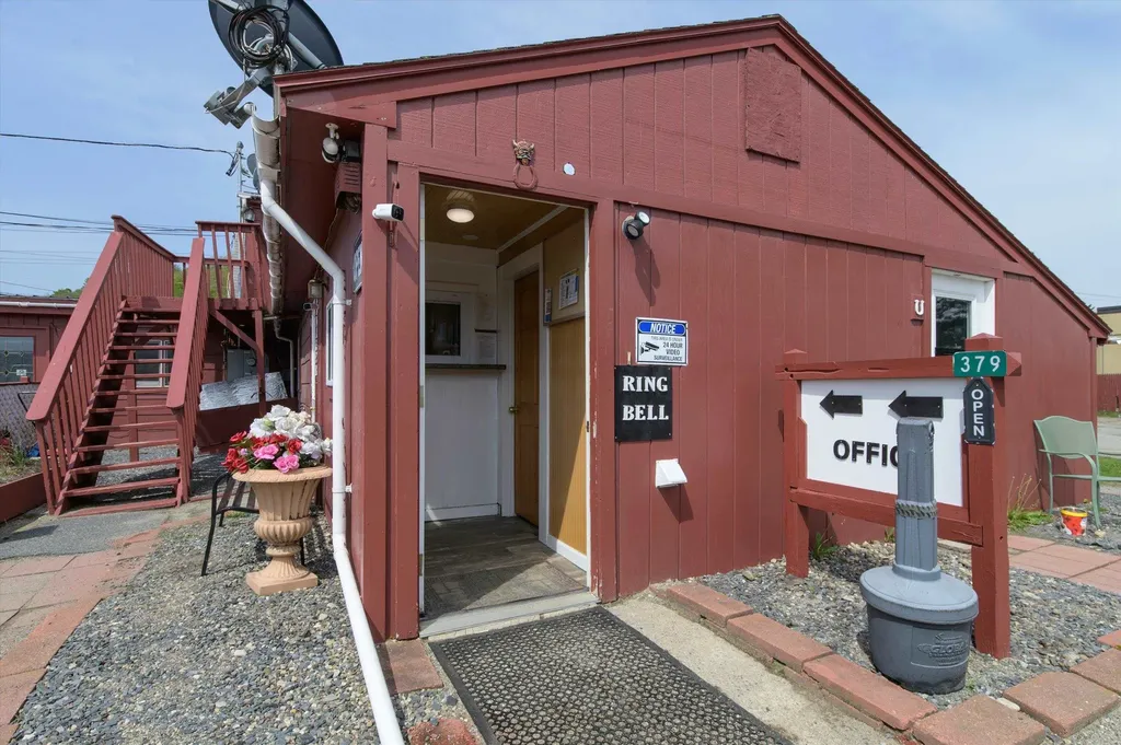 379 Lower Plain Road Bradford VT 05033