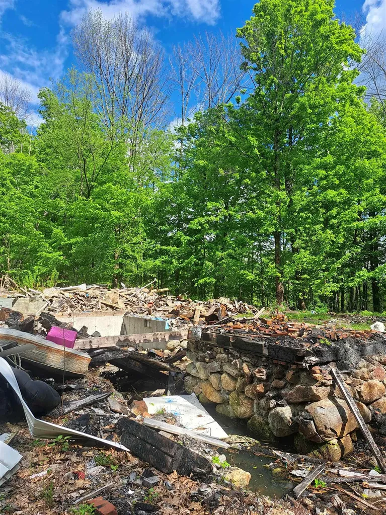 81 Hart Farm Road Deering NH 03244