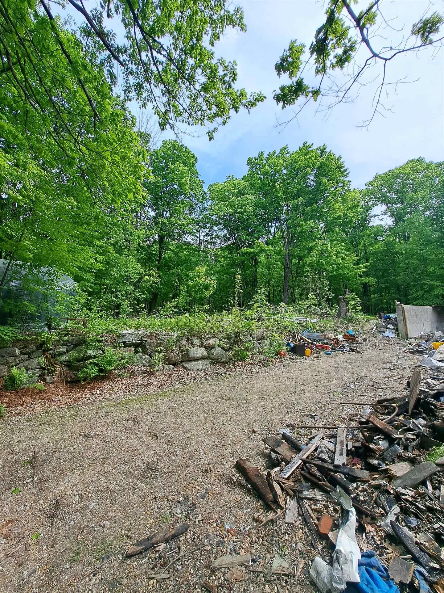 81 Hart Farm Road Deering NH 03244