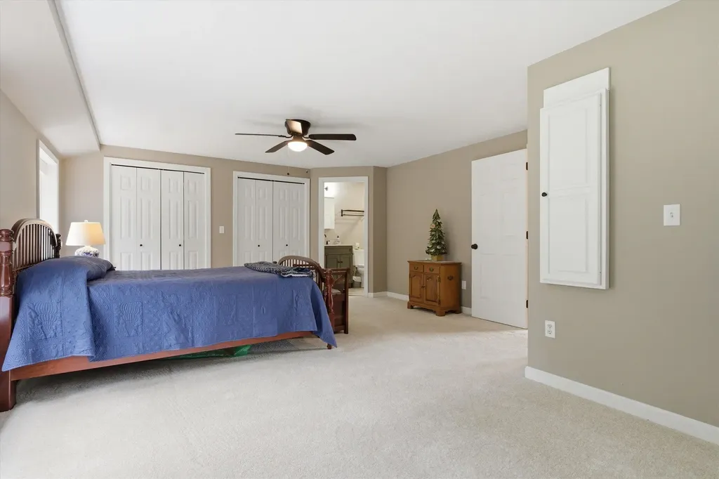31 Henderson Road Gilford NH 03249