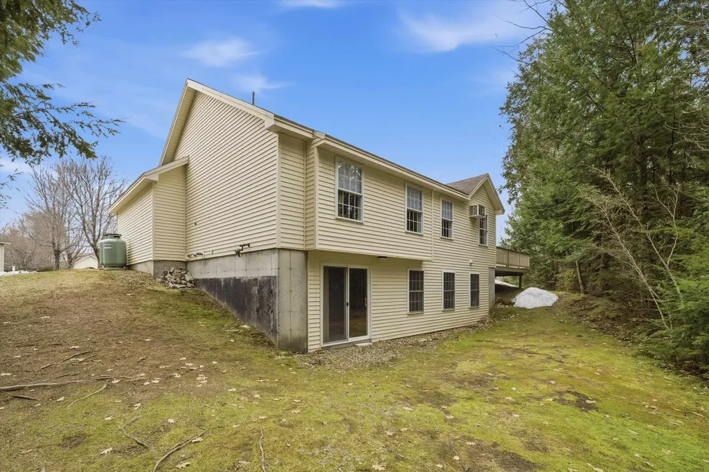 31 Henderson Road Gilford NH 03249