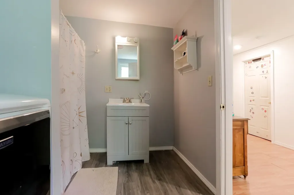 150 Turtle Rock Road Stoddard NH 03464
