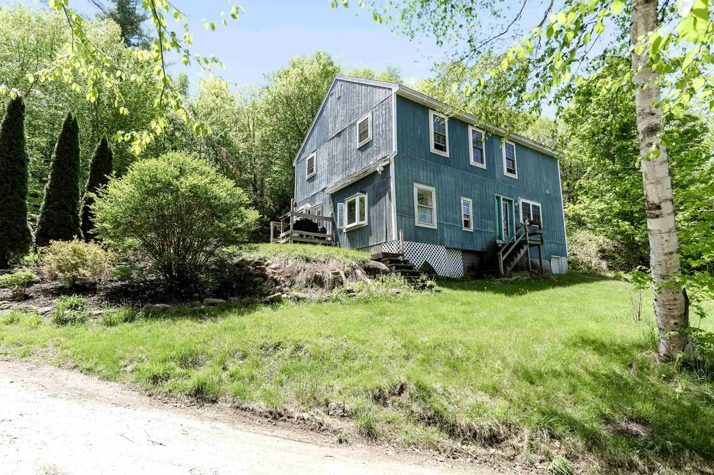 150 Turtle Rock Road Stoddard NH 03464