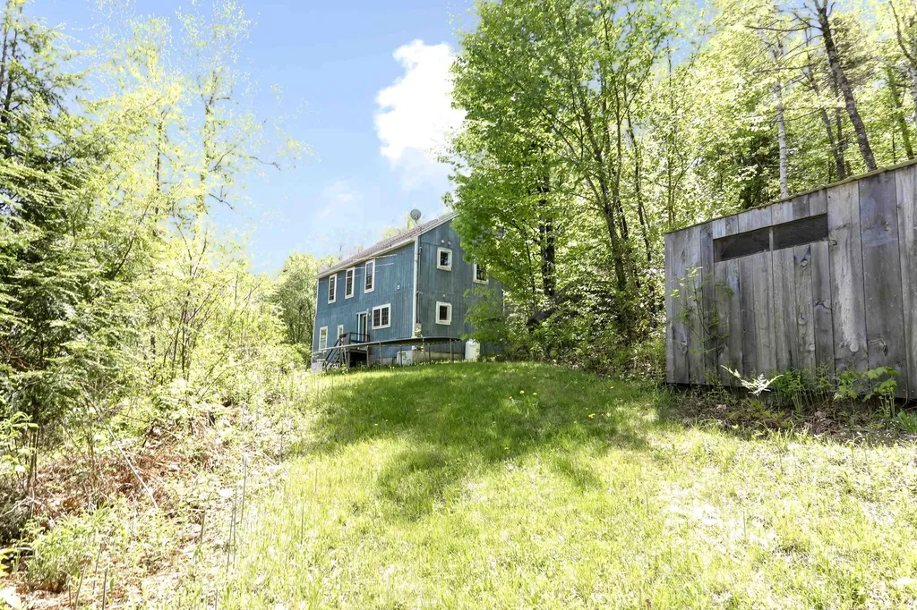 150 Turtle Rock Road Stoddard NH 03464