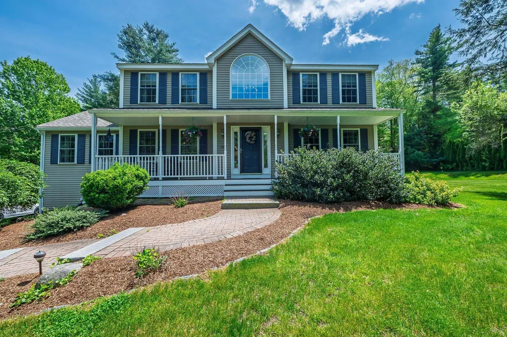 136 Annand Drive Milford NH 03055