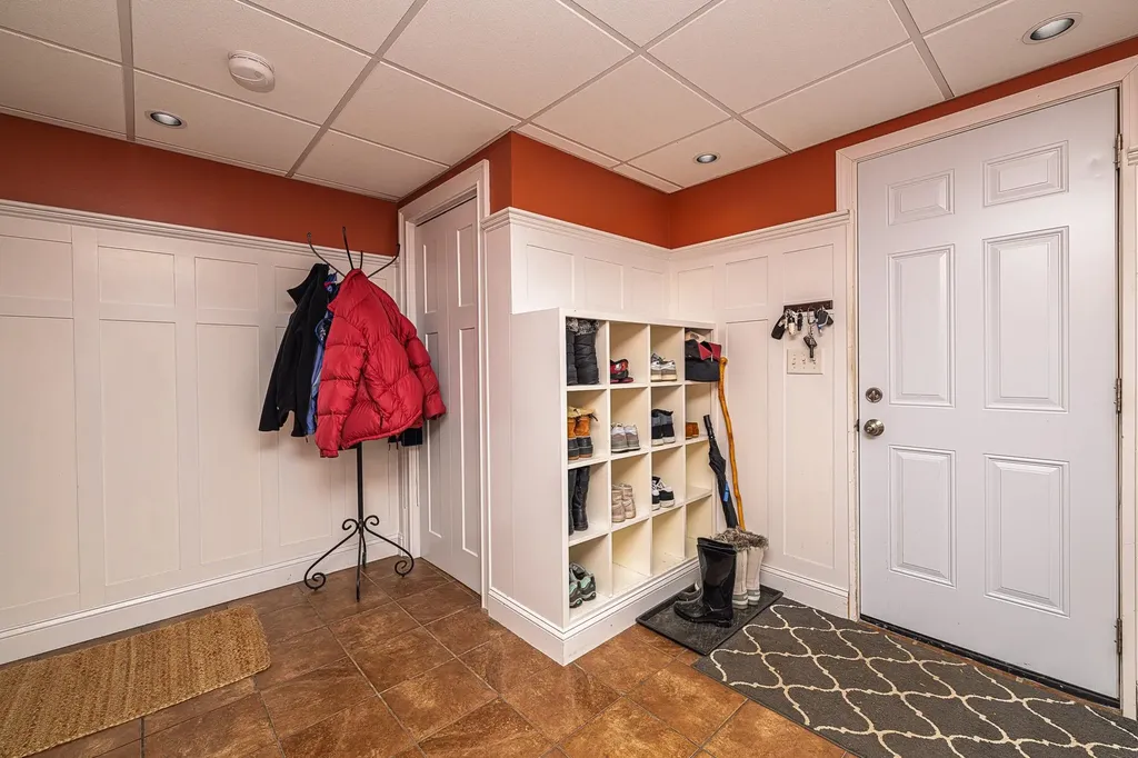 136 Annand Drive Milford NH 03055