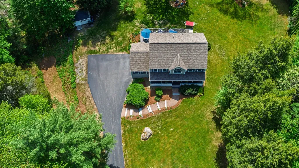 136 Annand Drive Milford NH 03055