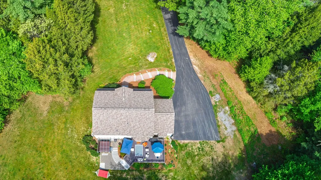 136 Annand Drive Milford NH 03055