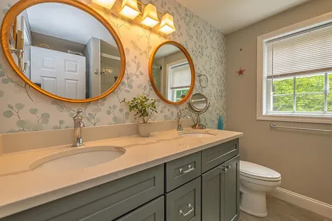 136 Annand Drive Milford NH 03055