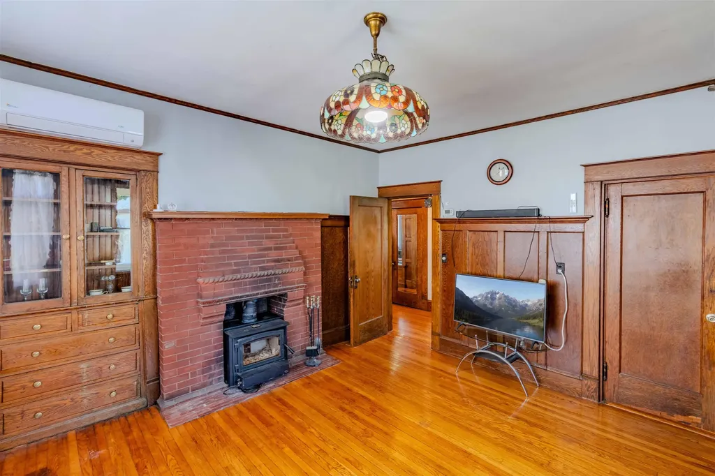 2729 Dartmouth College Highway Haverhill NH 03774