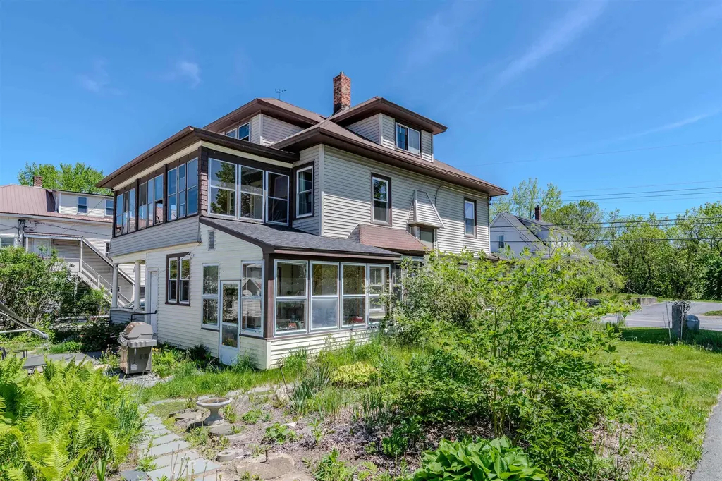 2729 Dartmouth College Highway Haverhill NH 03774
