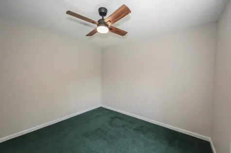 4 Gambia Street Hudson NH 03051