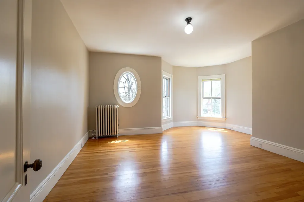 58 Pillsbury Street Concord NH 03301