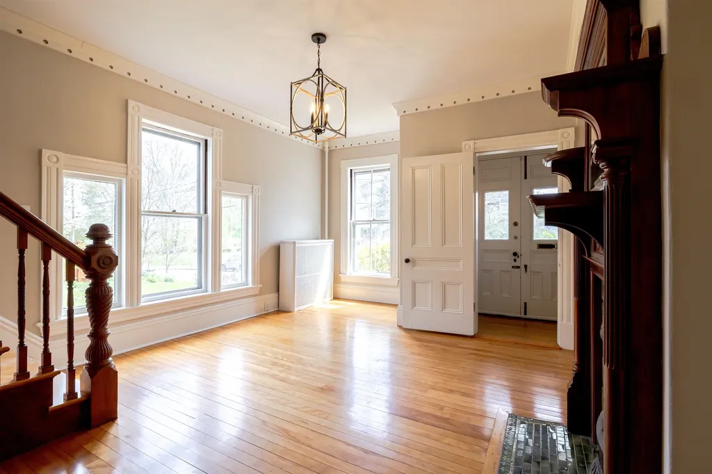 58 Pillsbury Street Concord NH 03301