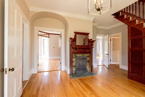 58 Pillsbury Street Concord NH 03301