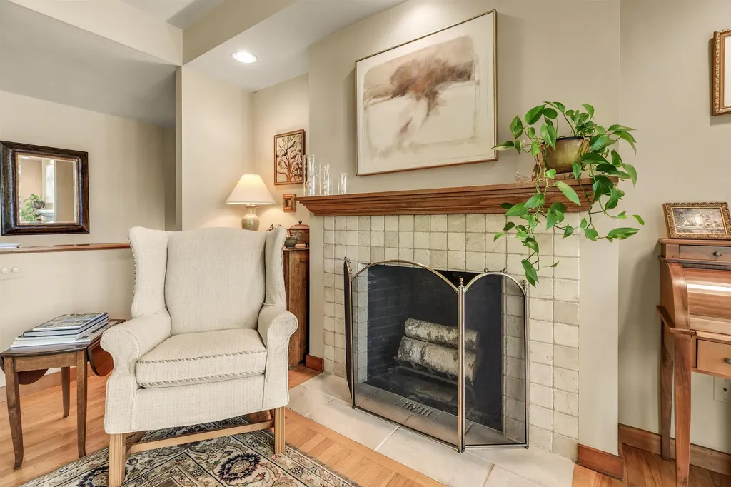 217 Forest Acres Road New London NH 03257