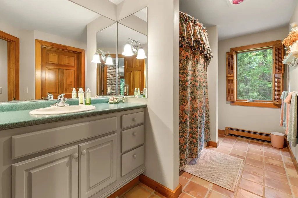 217 Forest Acres Road New London NH 03257