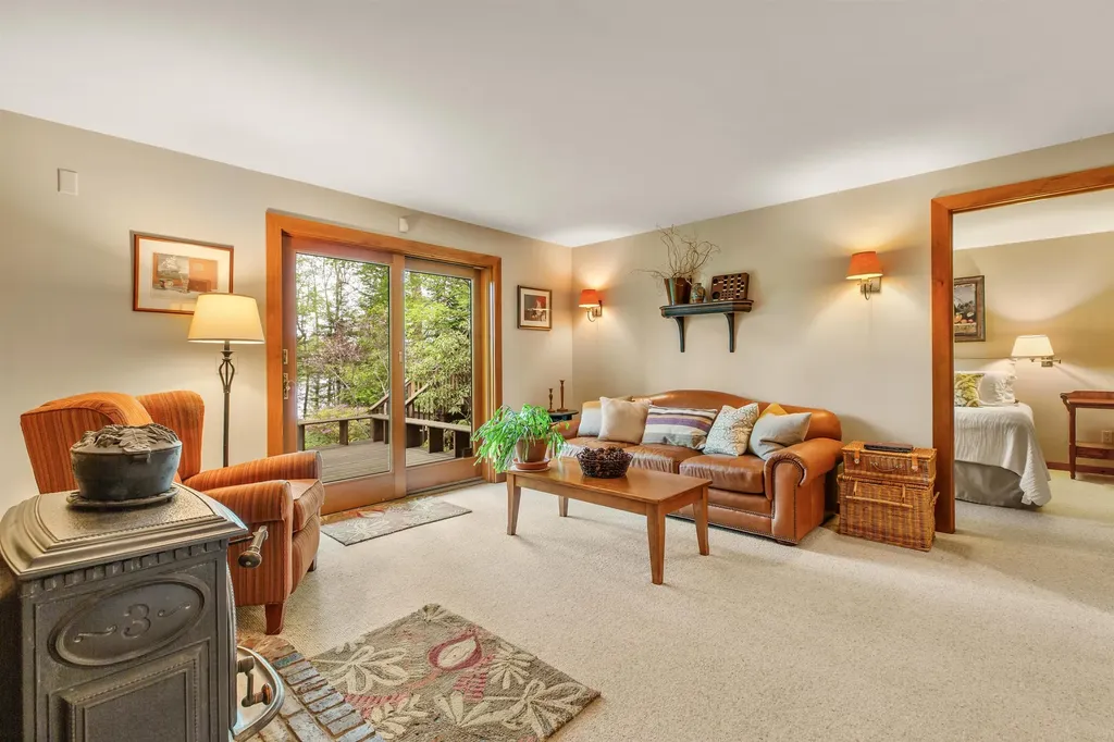 217 Forest Acres Road New London NH 03257
