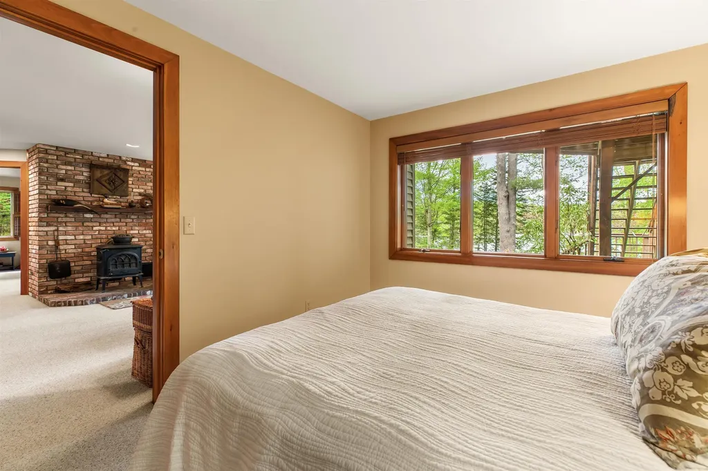 217 Forest Acres Road New London NH 03257