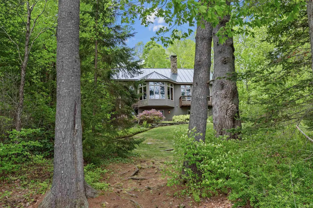 217 Forest Acres Road New London NH 03257