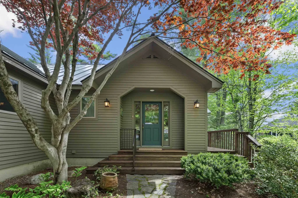 217 Forest Acres Road New London NH 03257