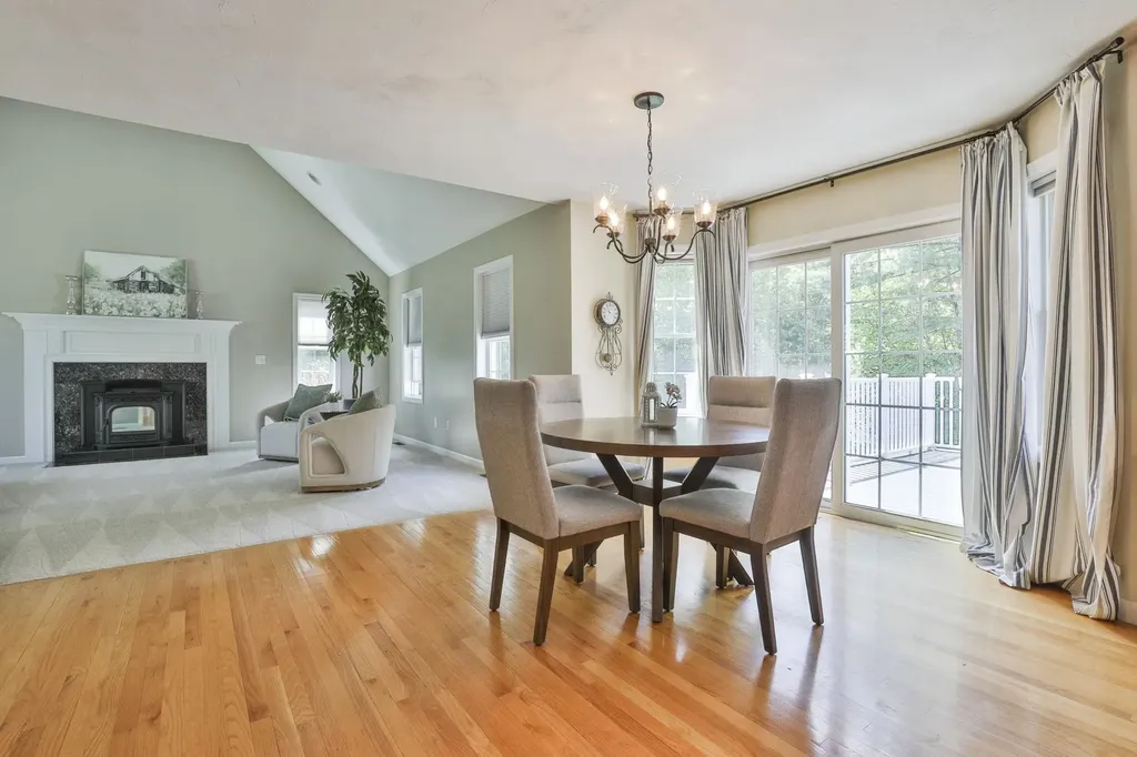 13 Hobart Hill Road Brookline NH 03033