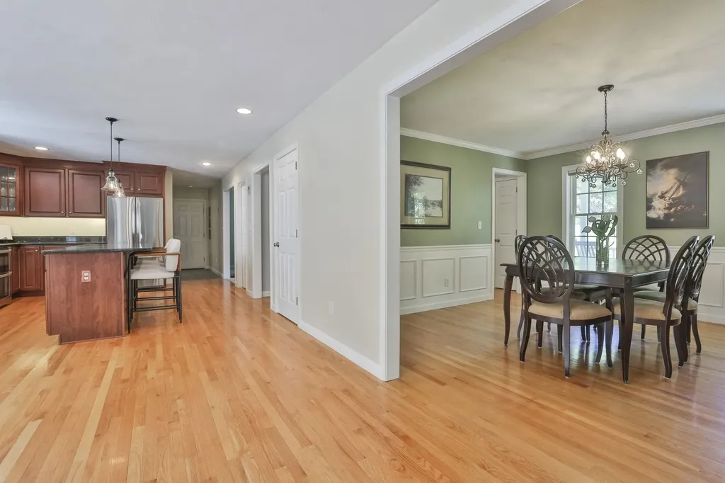 13 Hobart Hill Road Brookline NH 03033