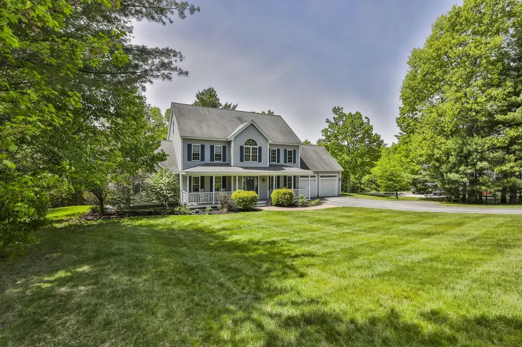 13 Hobart Hill Road Brookline NH 03033