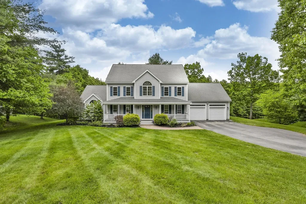 13 Hobart Hill Road Brookline NH 03033