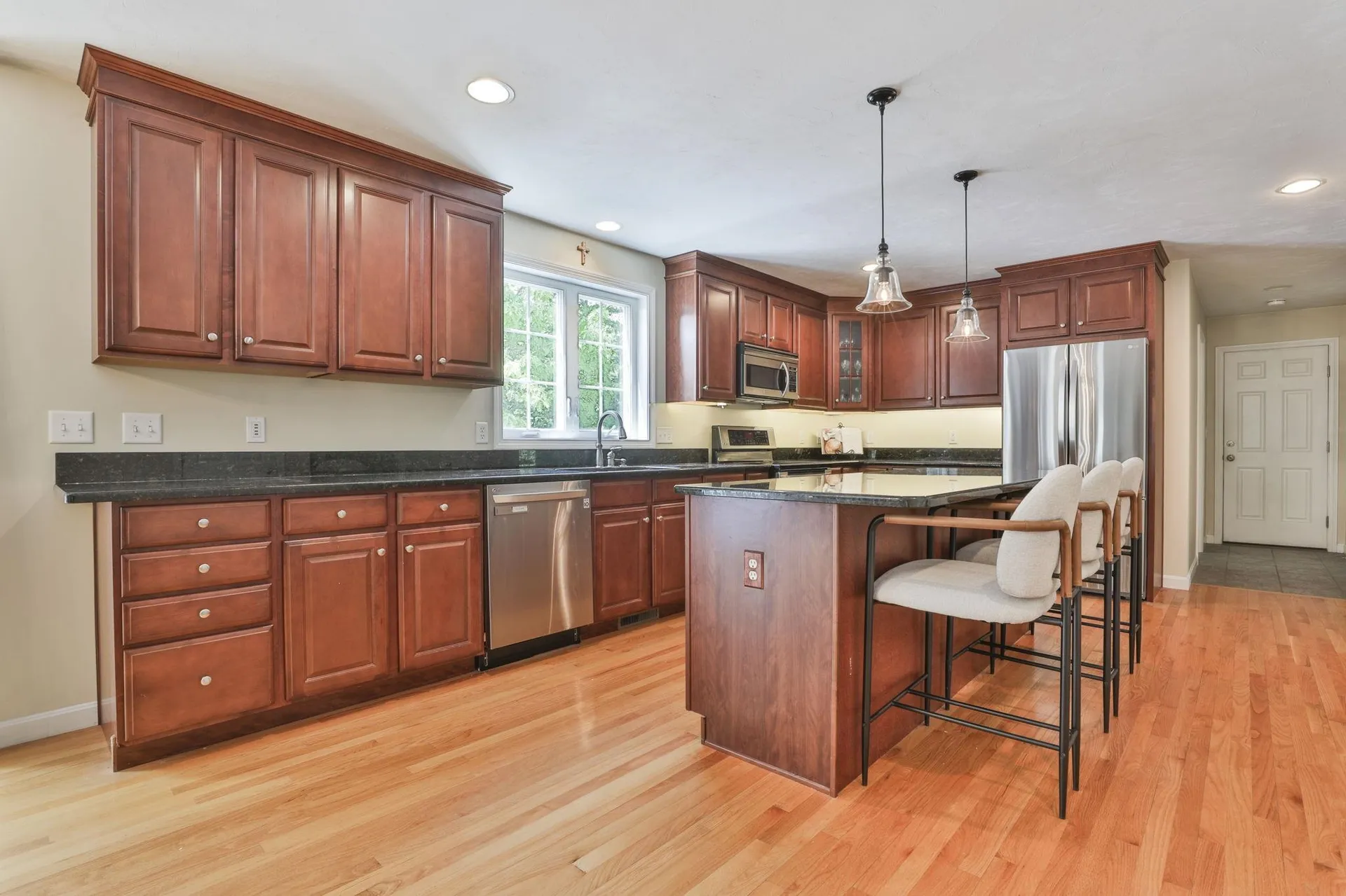 13 Hobart Hill Road Brookline NH 03033