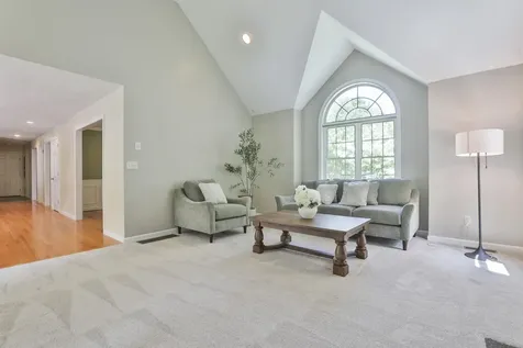 13 Hobart Hill Road Brookline NH 03033