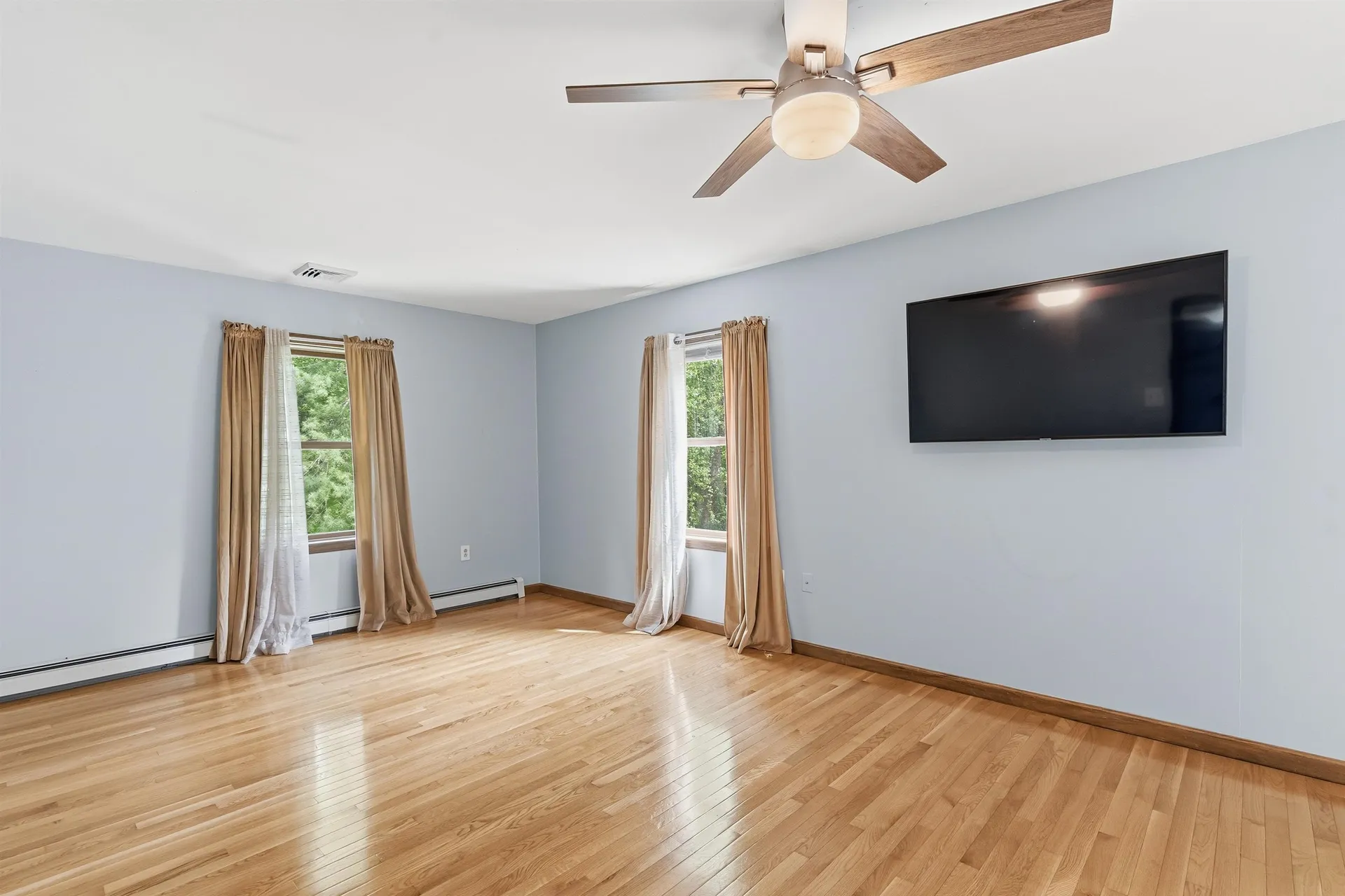 47 Noyes Road Londonderry NH 03053