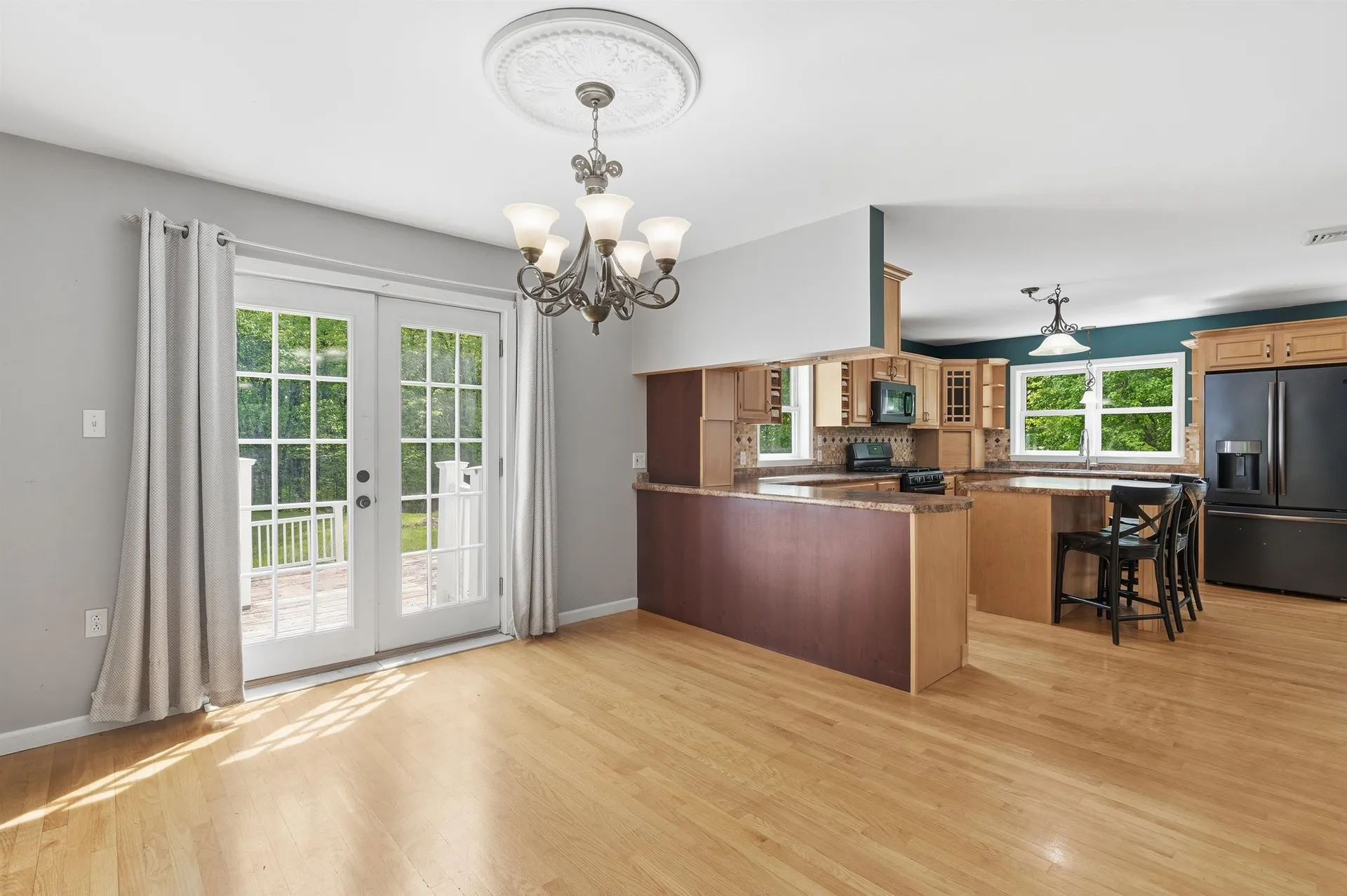 47 Noyes Road Londonderry NH 03053