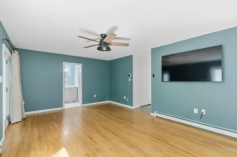 47 Noyes Road Londonderry NH 03053