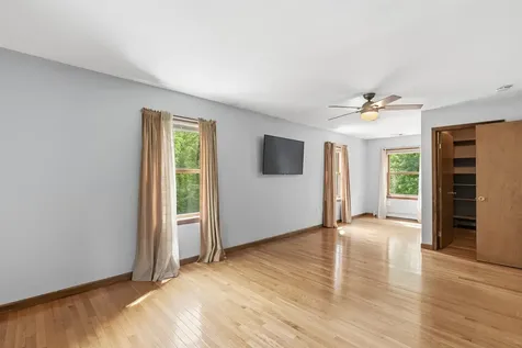47 Noyes Road Londonderry NH 03053