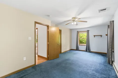 47 Noyes Road Londonderry NH 03053