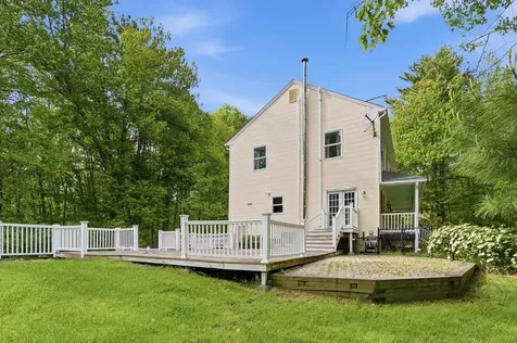 47 Noyes Road Londonderry NH 03053