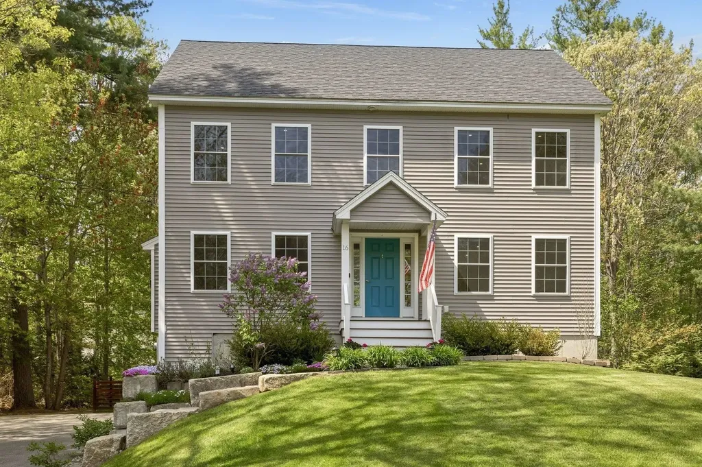 16 Bayview Drive Eliot ME 03903