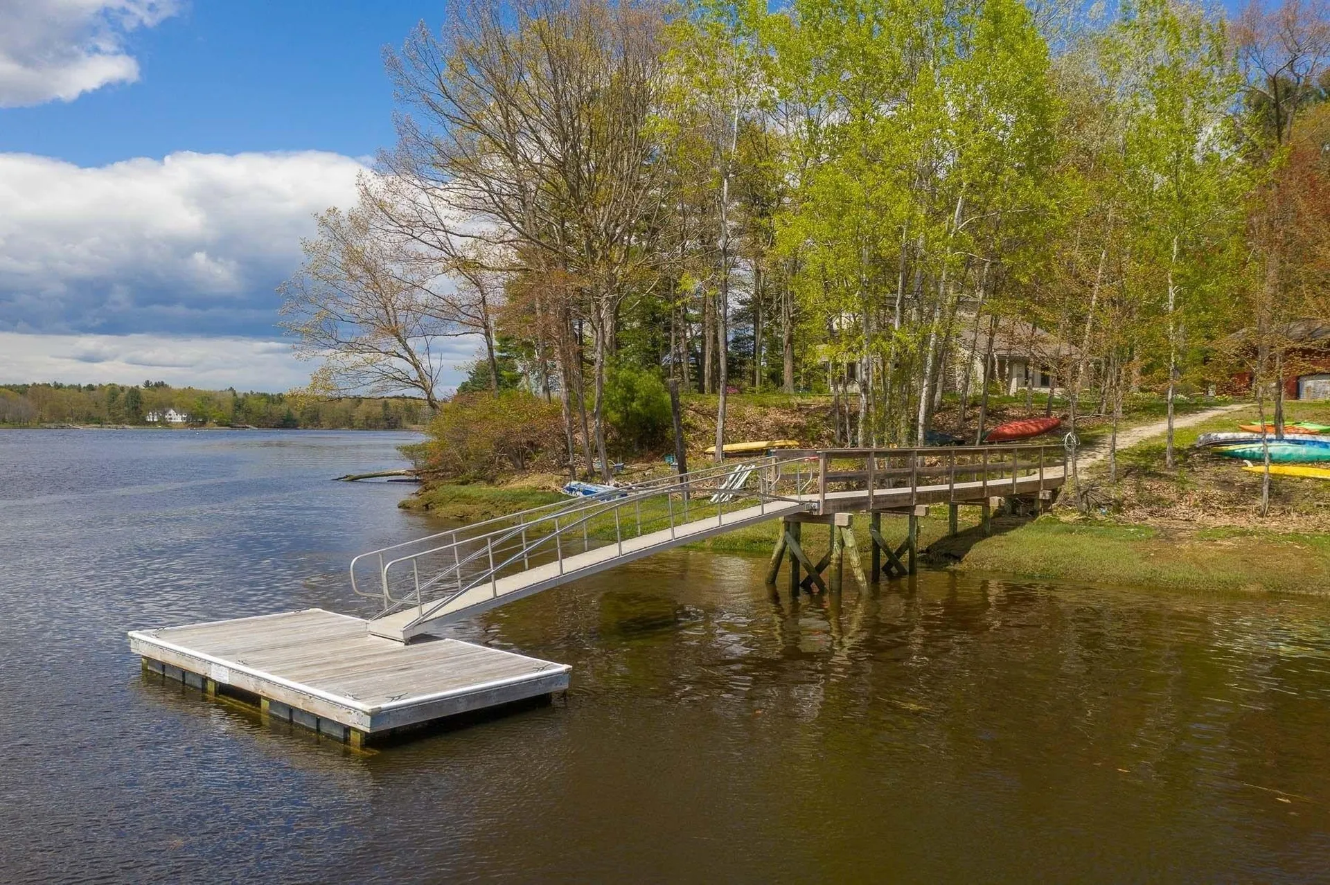 16 Bayview Drive Eliot ME 03903