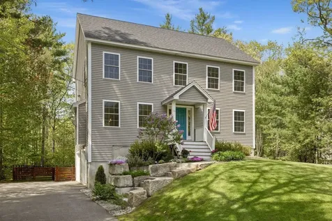 16 Bayview Drive Eliot ME 03903
