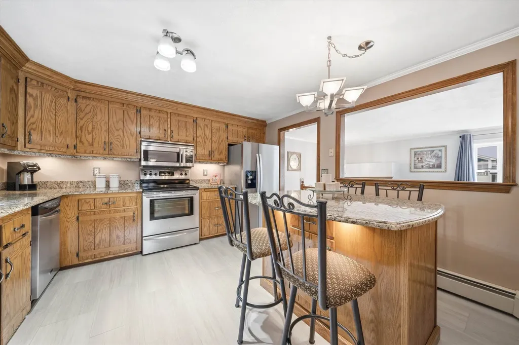 13 Diamond Avenue Salem NH 03079