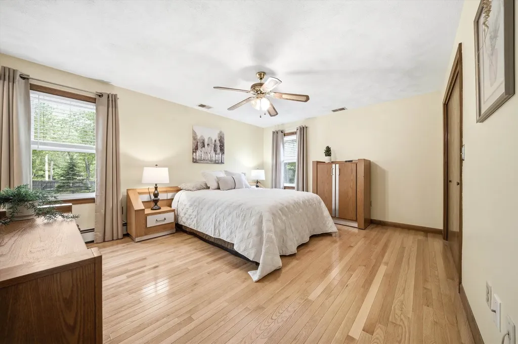 13 Diamond Avenue Salem NH 03079